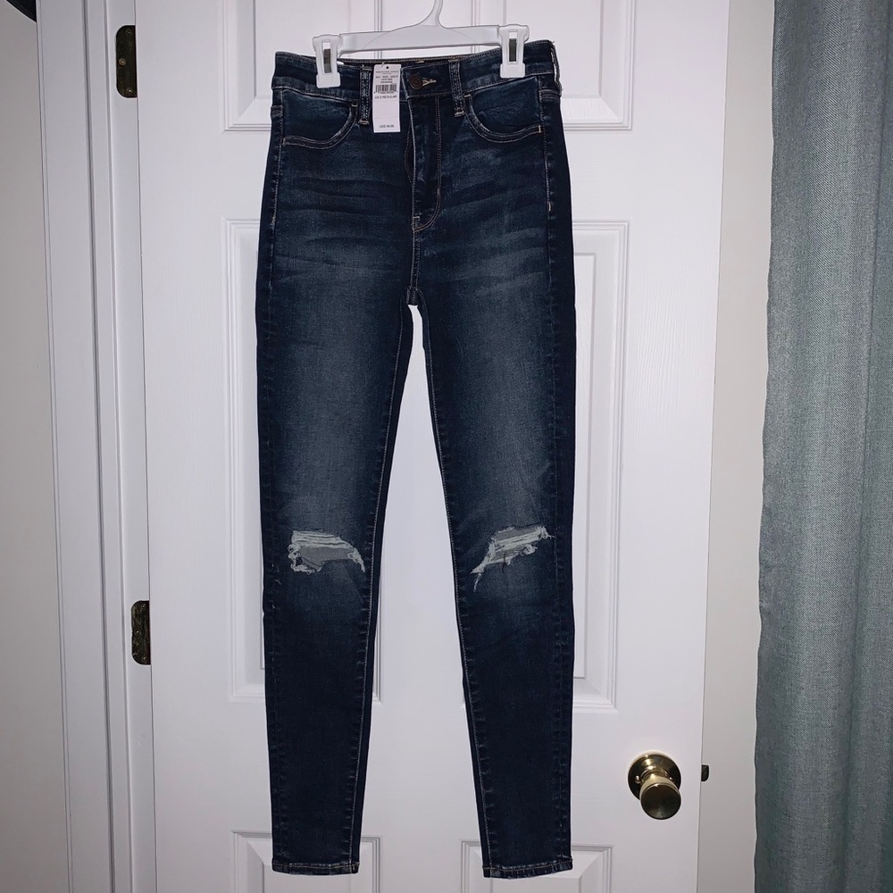 American Eagle Distressed Skinny Jeans